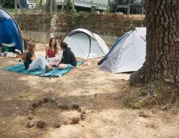 Le camping, un siècle de bonheur français – affiche
