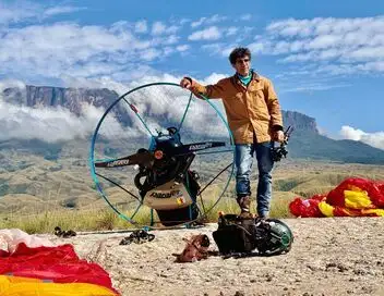 Aventures brésiliennes - D'Ipanema au mont sacré Roraima – affiche