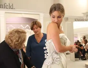 J'ai dit oui à la robe - Saison 14 - Une mariée petit budget – affiche
