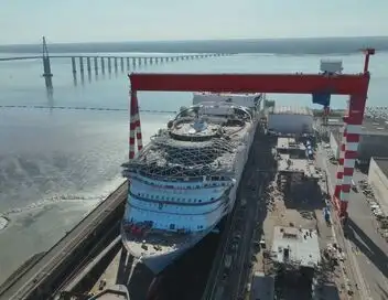 Paquebots : Les secrets de construction d'un géant des mers – affiche