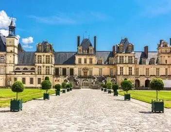 Les trésors du château de Fontainebleau - Du siècle des Lumières au Second Empire – affiche
