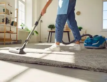 Cleaners les experts du ménage - Joanda et son école face à Juliette – affiche