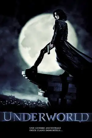 Underworld - Une guerre ancestrale. Deux clans immortels… – affiche